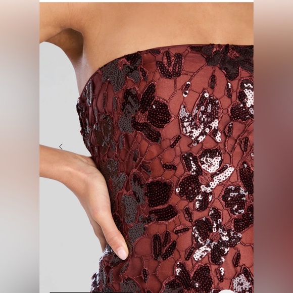 Retrofête — Karter Lace Dress - Picture 4 of 8